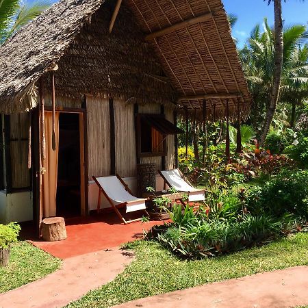 Hotel La Pirogue Mahambo Kültér fotó