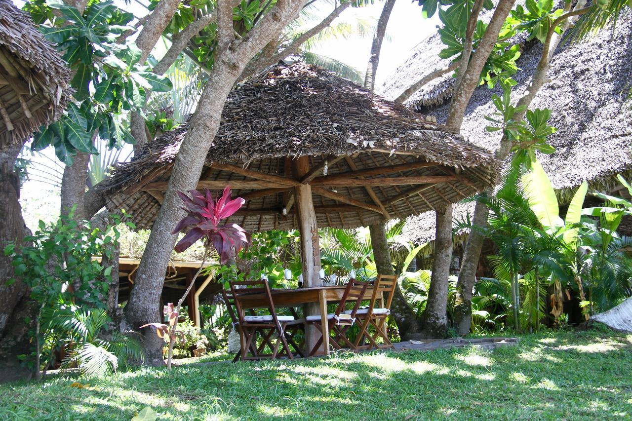 Hotel La Pirogue Mahambo Kültér fotó