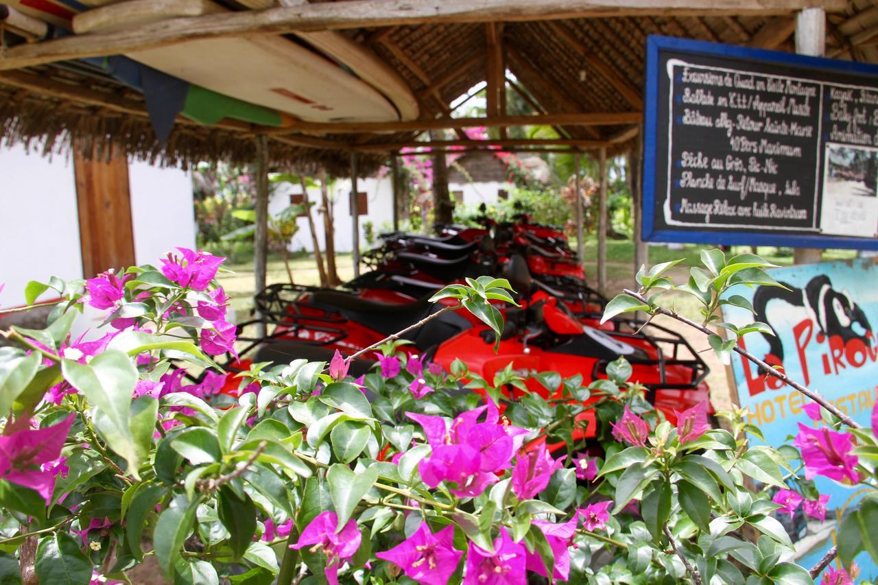 Hotel La Pirogue Mahambo Kültér fotó