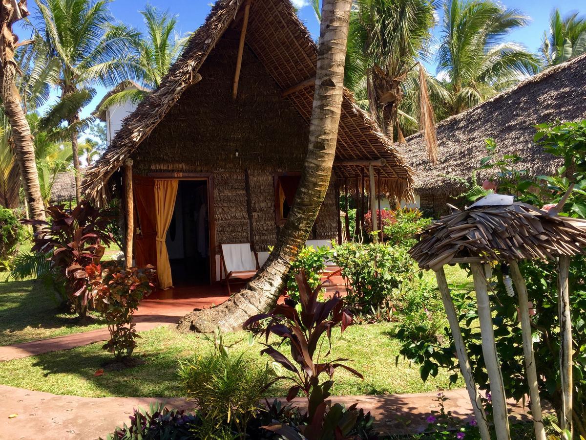 Hotel La Pirogue Mahambo Kültér fotó